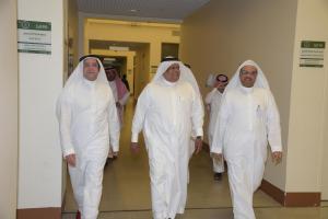 Acting UQU President Checks on Comprehensive e –Clinical Tests of the Medicine College   