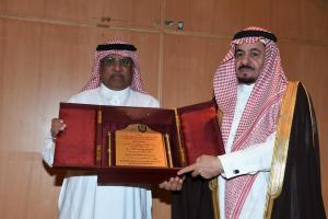 Literature and Linguistic Knowledge Symposium Held under Auspices of UQU President