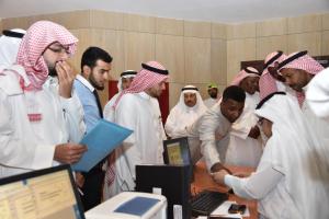 UQU Vice President for Educational Affairs Checks on Venue of First-Year Students Forum 