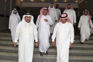 UQU President Inspects the Department of Faculty Members and Employees 