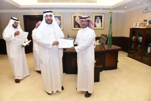 Dr. Yassir Sulaiman Mahmoud Shosho Honors Promoted Administrative Members of the UQU Vice-Presidency