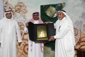 UQU President Visits Al-Laith Colleges