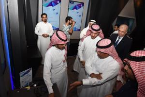 UQU 'Swand' Launches Robot Plains and e-Platforms