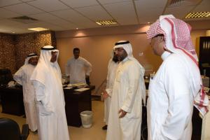 UQU President Inspects a Number of Departments at the University Campus in Azizia