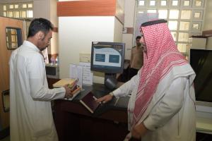 UQU President Checks on King Abdullah University Library 