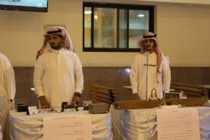 Al-Qunfudhah University College Holds an Exhibition for the Development of Positive Trends in Science