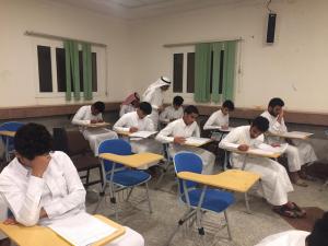 Dean of Al-Qunfudhah University College Inspects the Progress of the First Semester Final Exams for the Academic Year 1441 A.H.