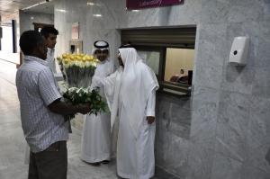 On the Eid Day: UQU Medical Center Receives Patients with Flowers and Sweets