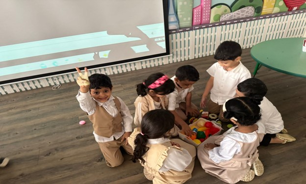 نظمت العيادة الطبية الجامعية فعالية مجتمعية لليوم العالمي للغذاء الصحي